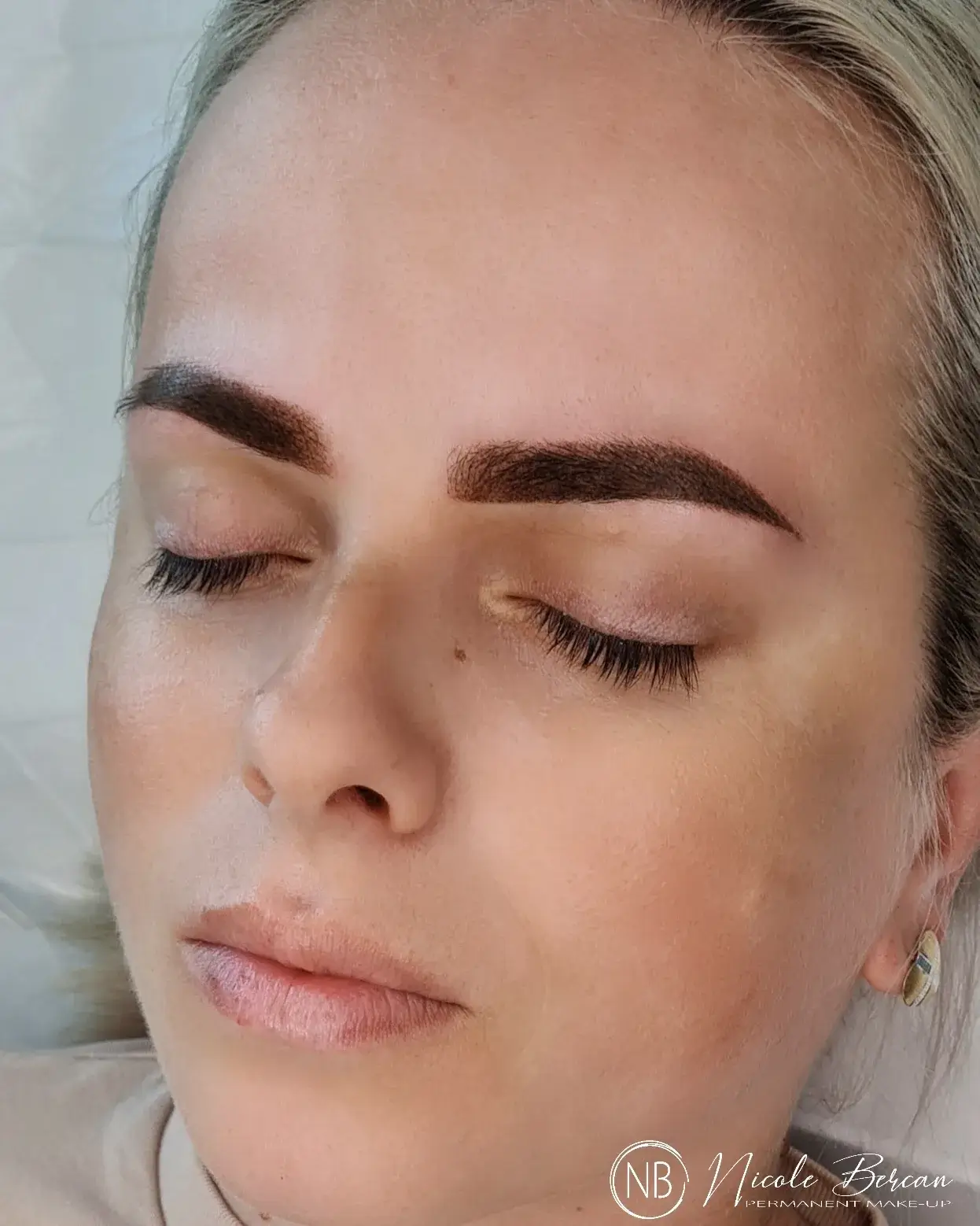 micropigmentare-sprancene-18